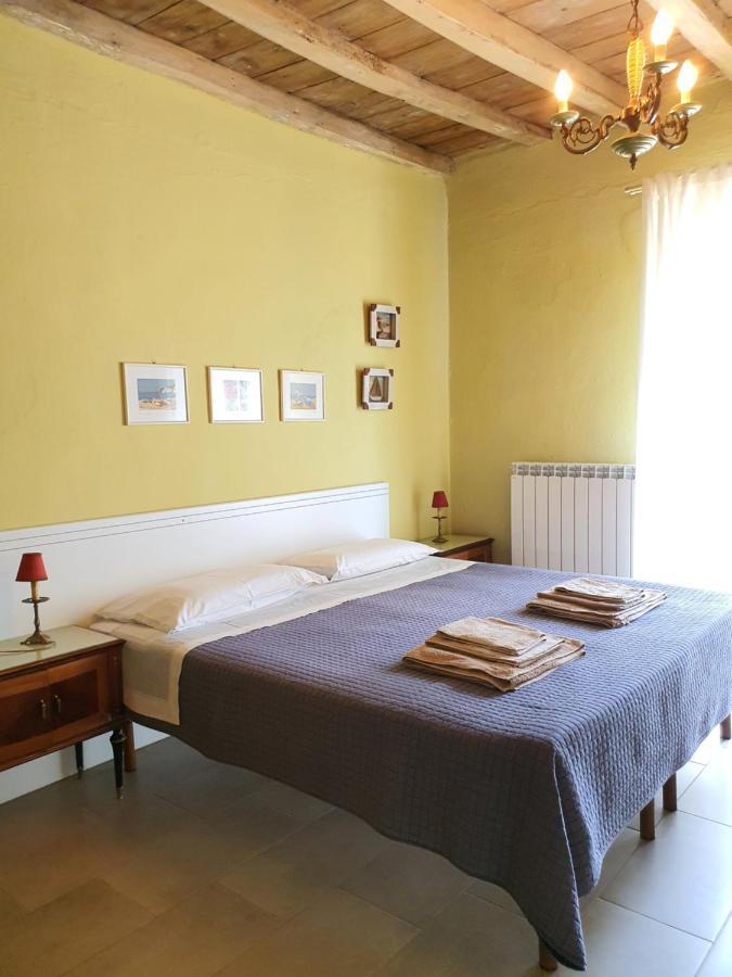 Il Casolare Del Medio Olona Bed and Breakfast Fagnano Olona Buitenkant foto