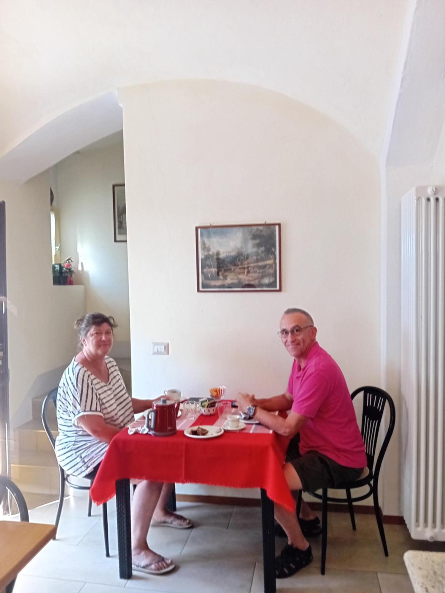 Il Casolare Del Medio Olona Bed and Breakfast Fagnano Olona Buitenkant foto